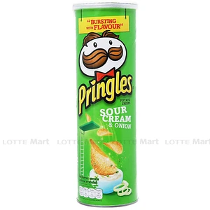 Snack Khoai Tây Pringles Vị Kem Chua Và Hành 102G